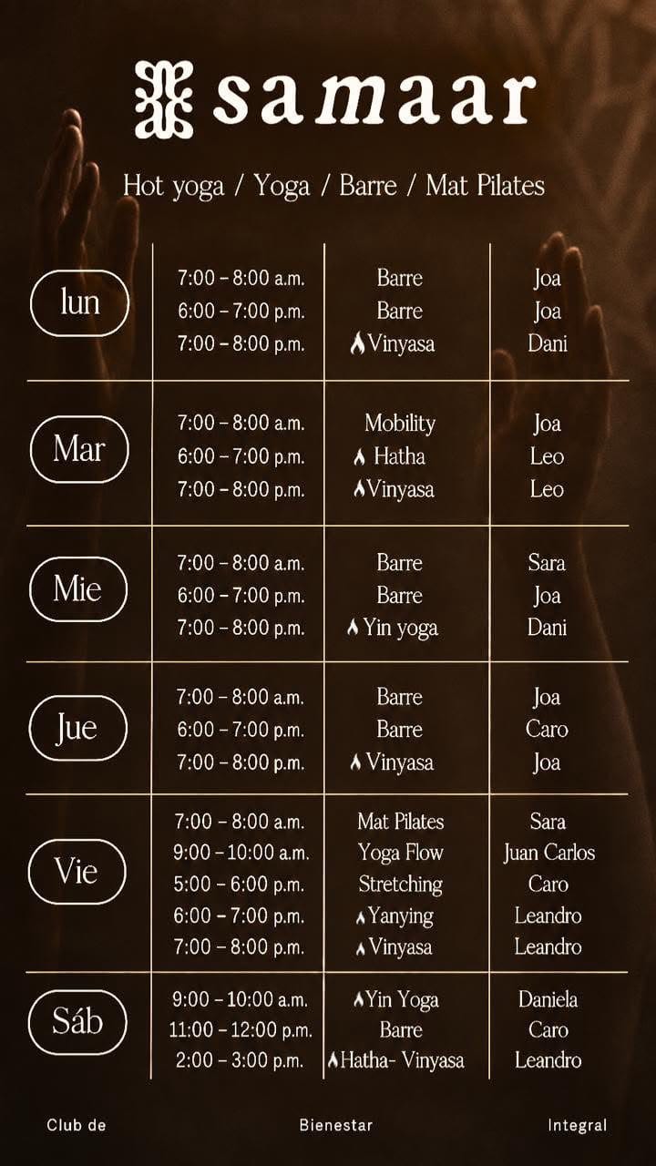 Horario semanal de clases de samaar (lunes a sábado): hot yoga, yoga, barre y mat pilates, con su hora e instructor.